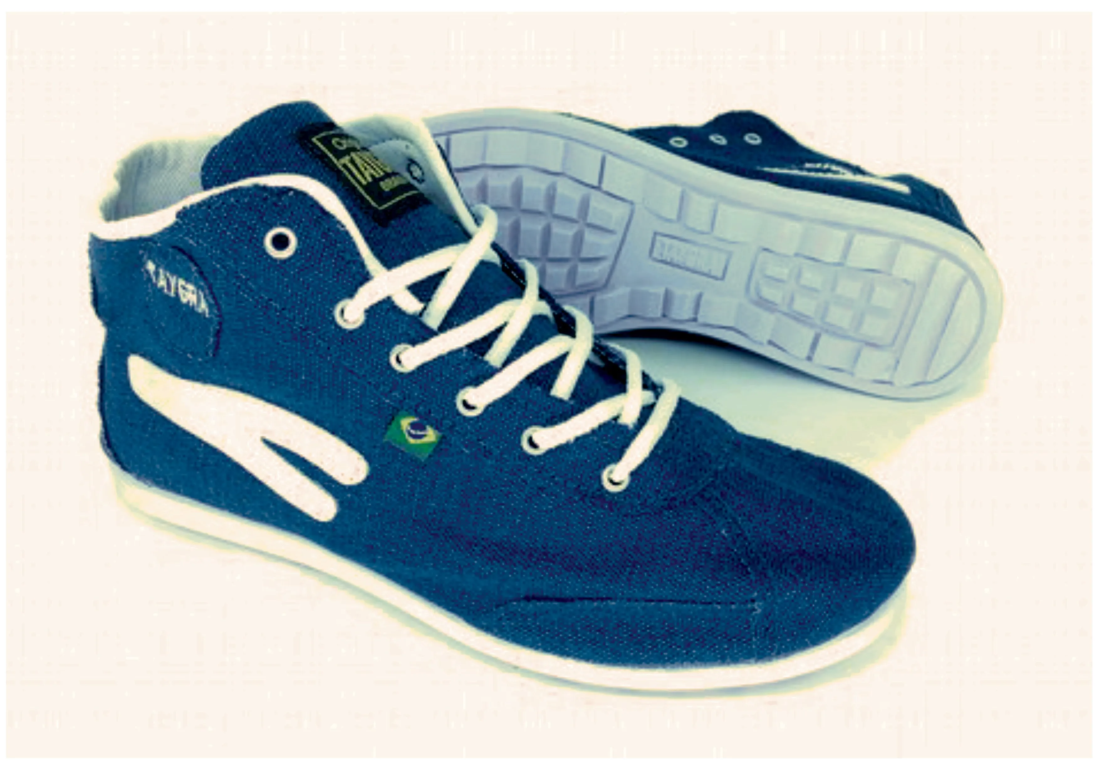 Blue Jeans & White High-top TAYGRA